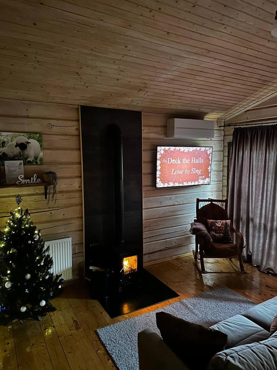 Villa Над Фермою Nizhniy Studenyy Exterior foto