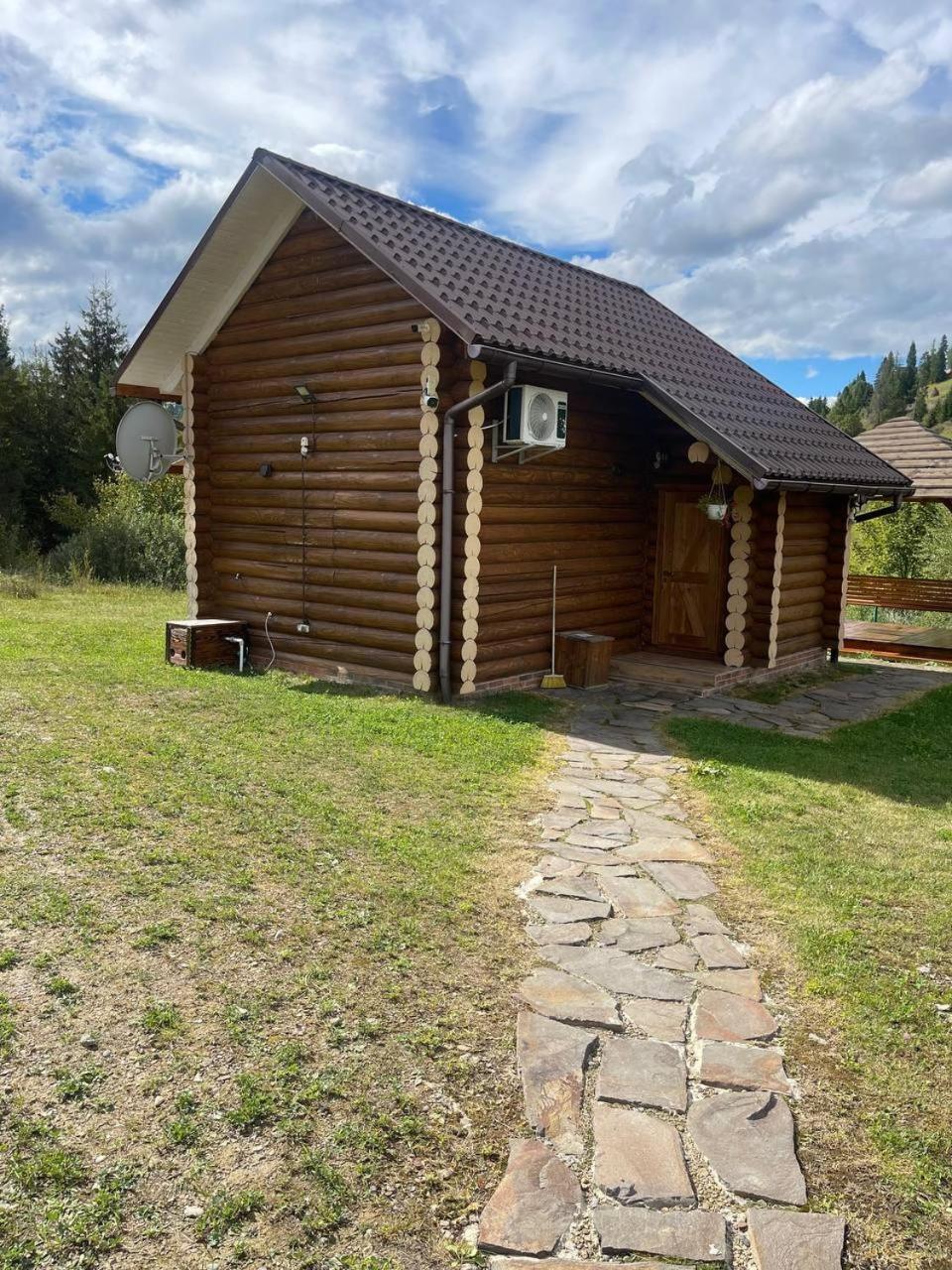 Villa Над Фермою Nizhniy Studenyy Exterior foto